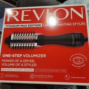 SOLD - NWOT - REVLON Titanium Max Edition One-Step Volumizer